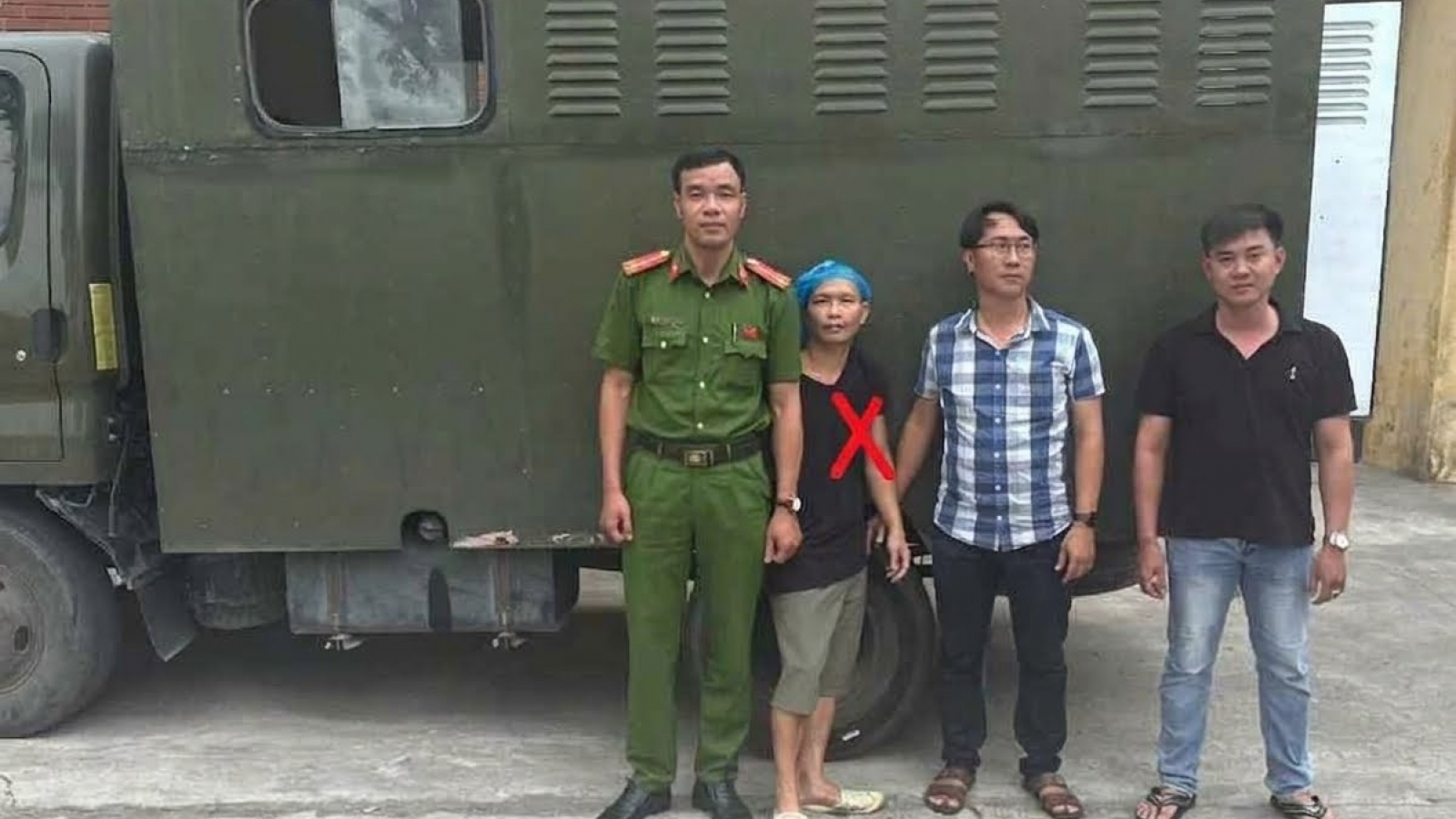 Bắt giữ đối tượng truy nã đặc biệt nguy hiểm đang lẩn trốn tại Ninh Bình